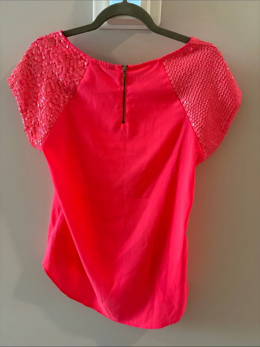 Express Women's Sequin Cap Sleeve Top - Neon Pink - Picture 3 of 3